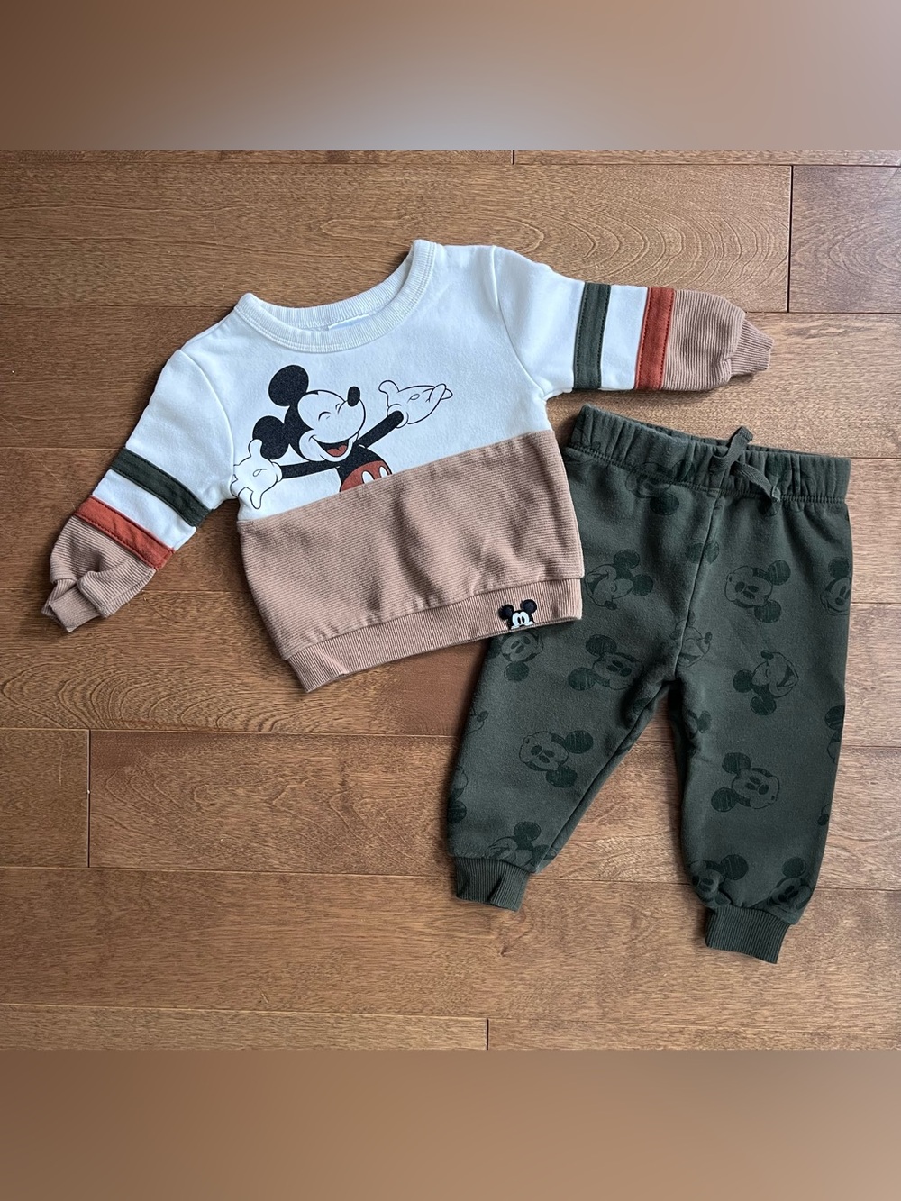 2/$10 DISNEY Baby boy outfit 9m